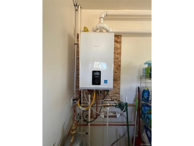 909 Pitchfork Rd, Hartsel, CO 80449