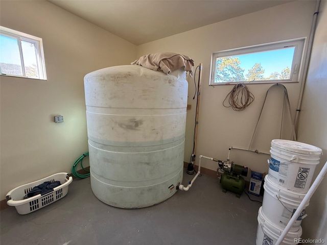 909 Pitchfork Rd, Hartsel, CO 80449