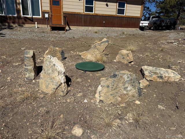 909 Pitchfork Rd, Hartsel, CO 80449