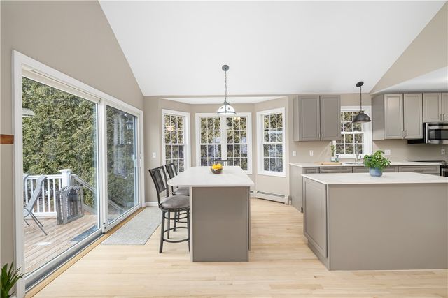 125 Montauk Road, Narragansett, RI 02882