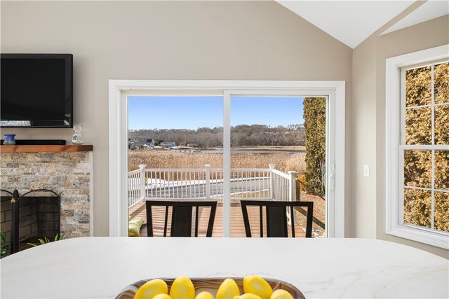 125 Montauk Road, Narragansett, RI 02882