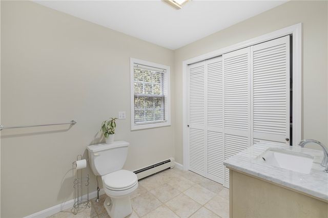 125 Montauk Road, Narragansett, RI 02882