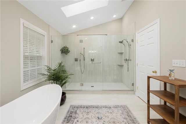 125 Montauk Road, Narragansett, RI 02882