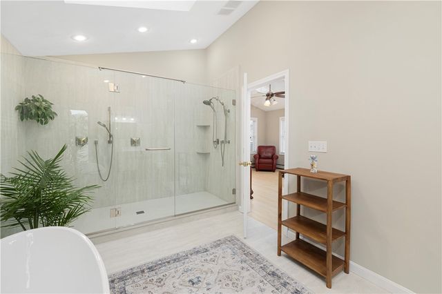 125 Montauk Road, Narragansett, RI 02882