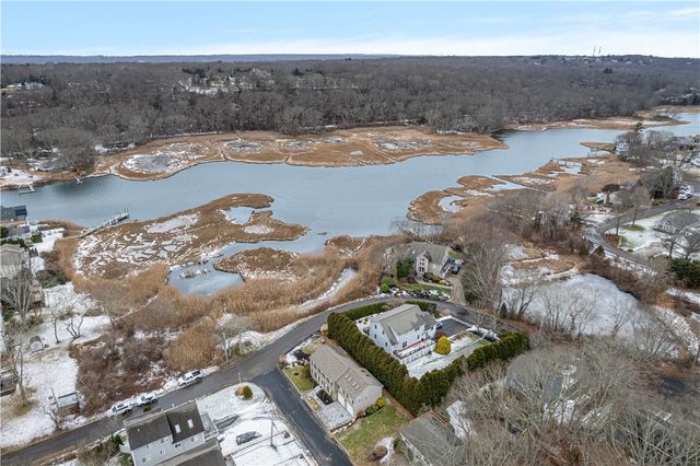 125 Montauk Road, Narragansett, RI 02882