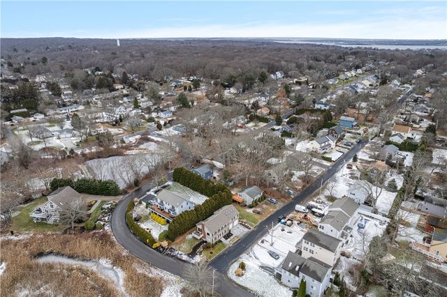 125 Montauk Road, Narragansett, RI 02882