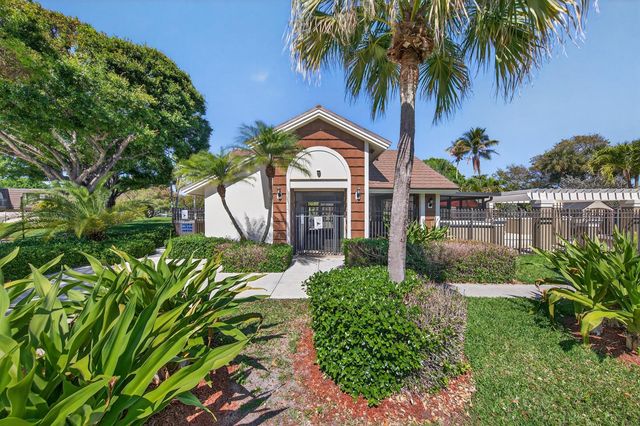 7811 78th Way, West Palm Beach, FL 33407