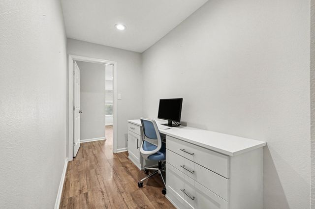 700 Cristler Avenue, Dallas, TX 75223