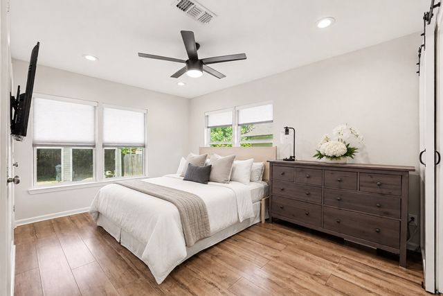 700 Cristler Avenue, Dallas, TX 75223