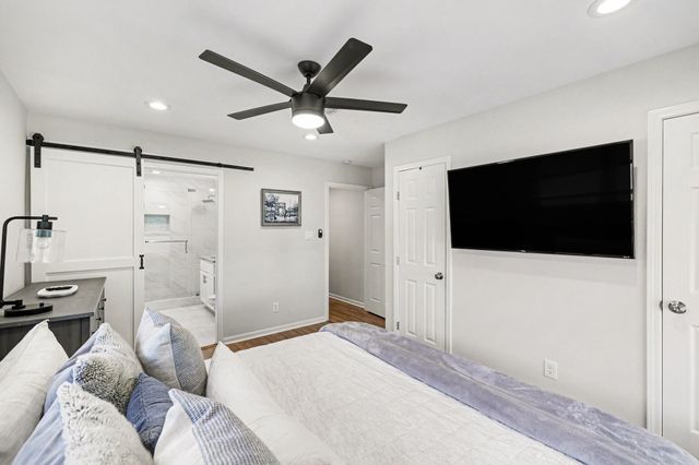 700 Cristler Avenue, Dallas, TX 75223