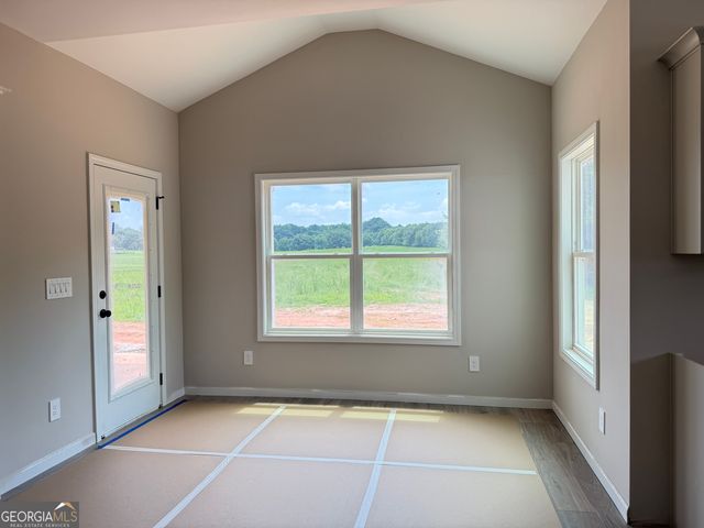 27 Rex Road, Williamson, GA 30292