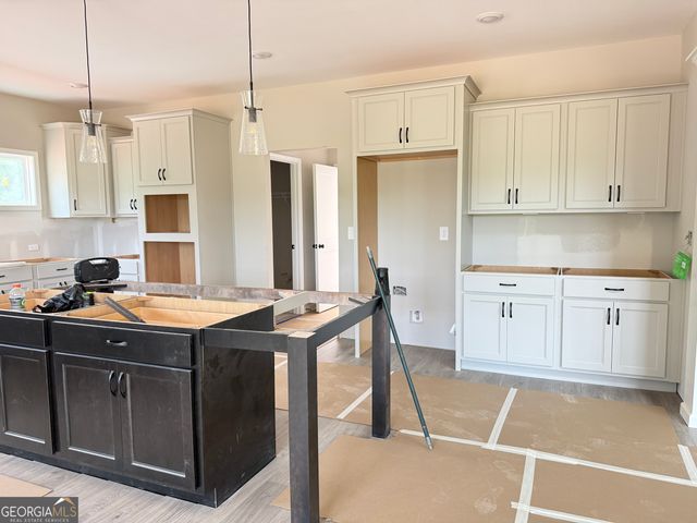 27 Rex Road, Williamson, GA 30292
