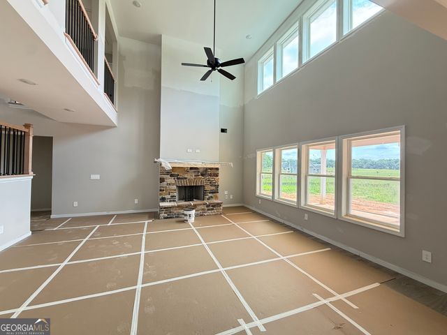 27 Rex Road, Williamson, GA 30292