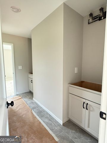 27 Rex Road, Williamson, GA 30292