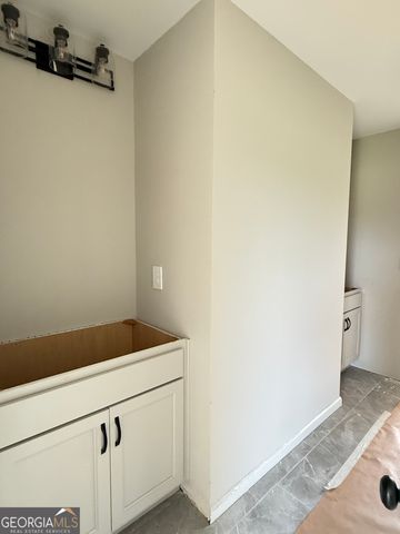 27 Rex Road, Williamson, GA 30292