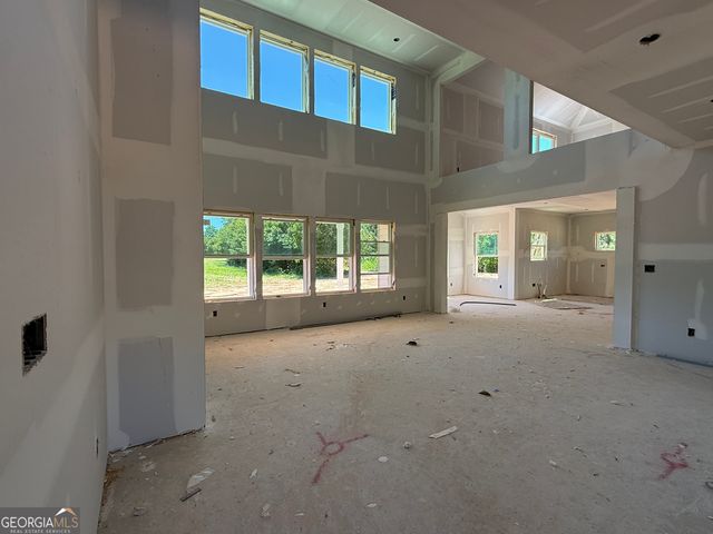 27 Rex Road, Williamson, GA 30292