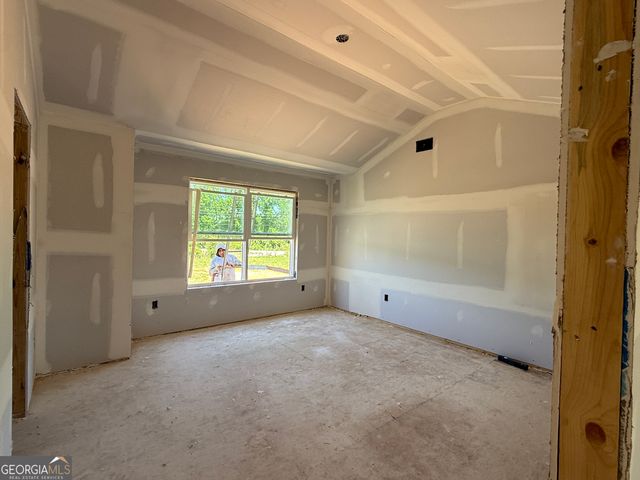 27 Rex Road, Williamson, GA 30292