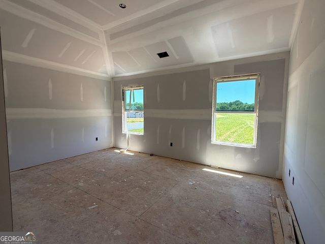 27 Rex Road, Williamson, GA 30292