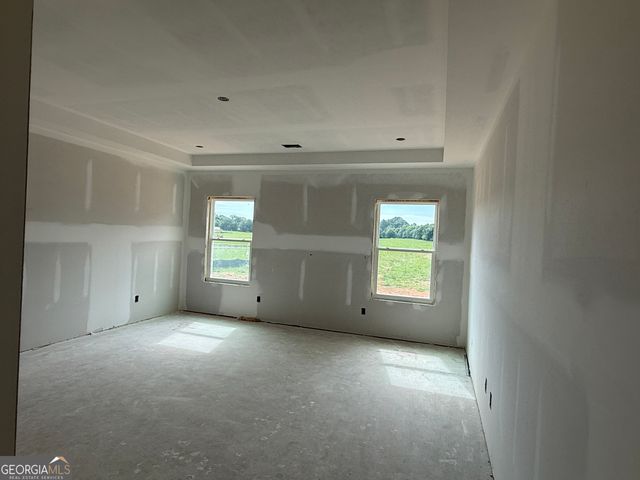 27 Rex Road, Williamson, GA 30292