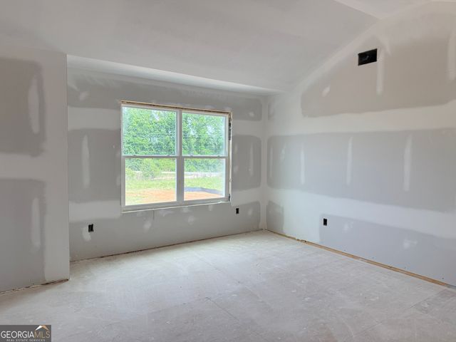27 Rex Road, Williamson, GA 30292