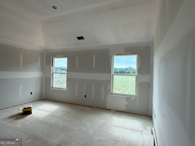 27 Rex Road, Williamson, GA 30292