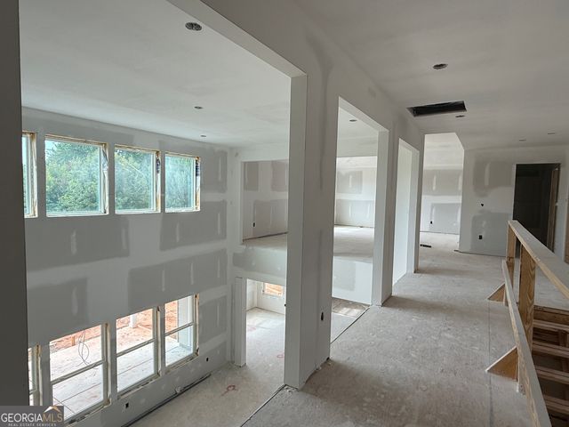 27 Rex Road, Williamson, GA 30292