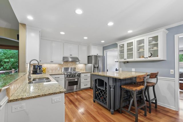 5421 Tracy Lynn Terrace, Minnetonka, MN 55345