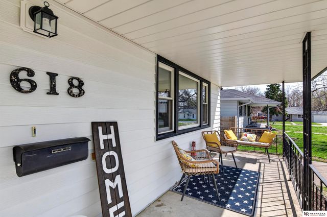 618 N 15TH Street, Blair, NE 68008
