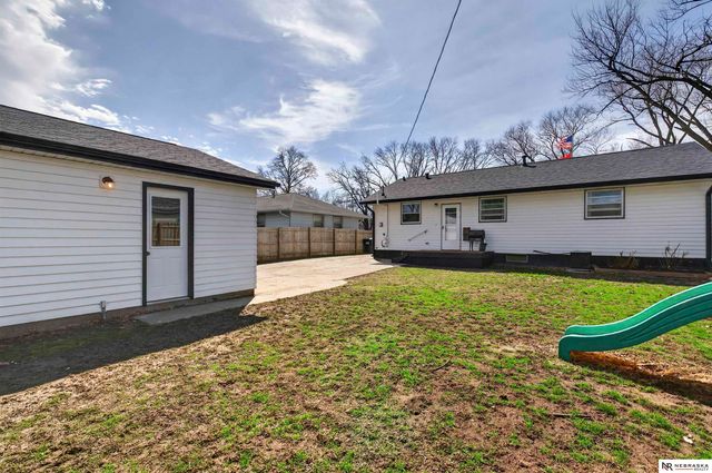 618 N 15TH Street, Blair, NE 68008