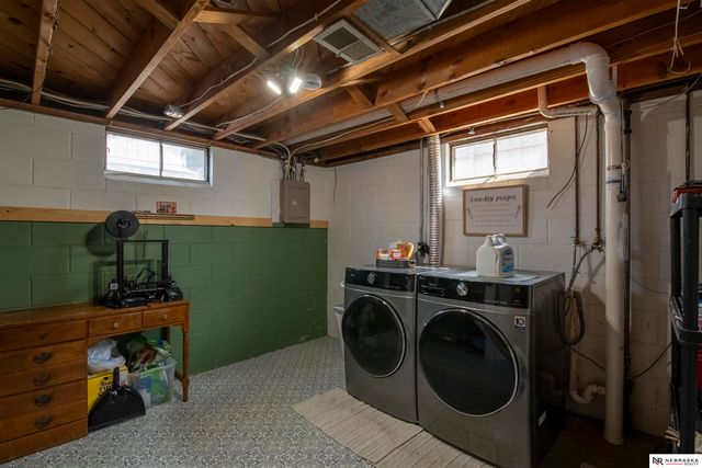 618 N 15TH Street, Blair, NE 68008