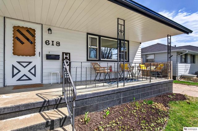618 N 15TH Street, Blair, NE 68008