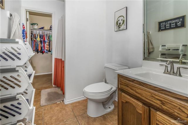 1905 Butkus Drive, Edinburg, TX 78542