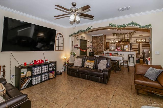 1905 Butkus Drive, Edinburg, TX 78542