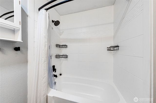 3623 Shelby Road, Lynnwood, WA 98087