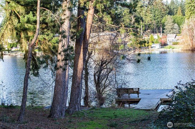 3623 Shelby Road, Lynnwood, WA 98087