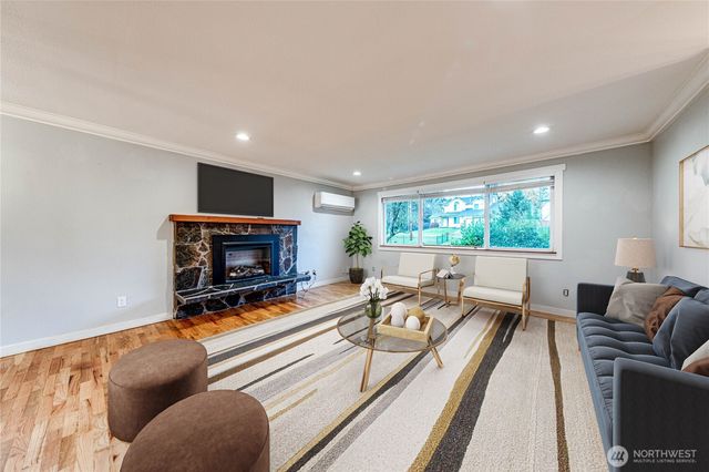 3623 Shelby Road, Lynnwood, WA 98087