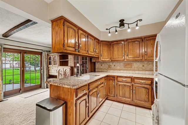 15569 Alsip Street, Roseville, MI 48066