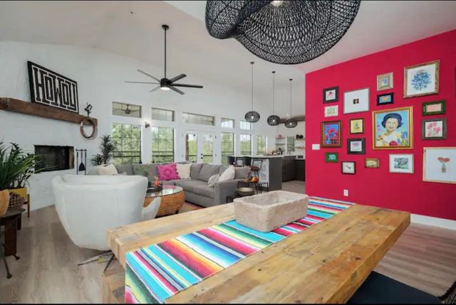 506 Beauchamp RD, Dripping Springs, TX 78620