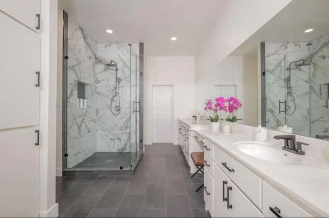 506 Beauchamp RD, Dripping Springs, TX 78620