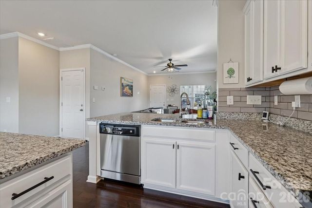 15249 Wrights Crossing Drive, Charlotte, NC 28278