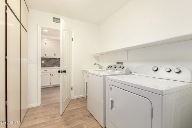 26601 S SADDLETREE Drive, Sun Lakes, AZ 85248