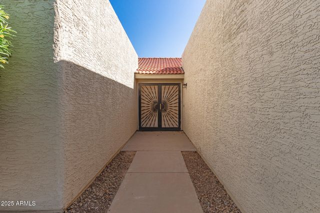 26601 S SADDLETREE Drive, Sun Lakes, AZ 85248