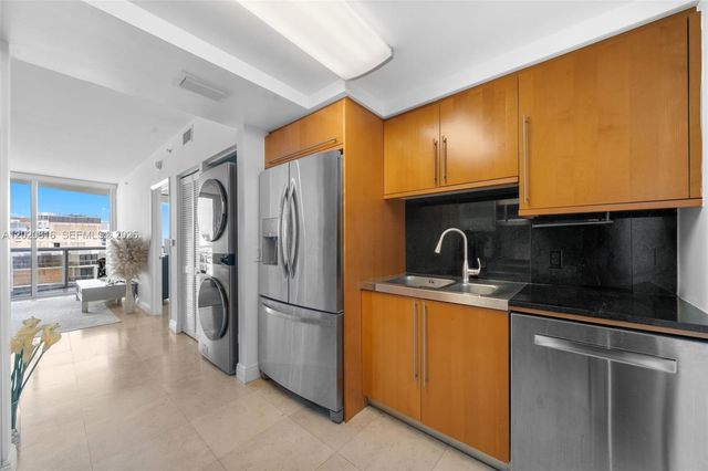 6365 Collins Ave 1909, Miami Beach, FL 33141