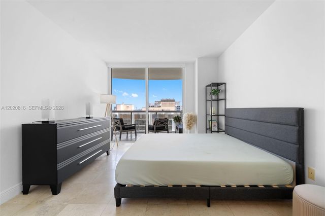 6365 Collins Ave 1909, Miami Beach, FL 33141