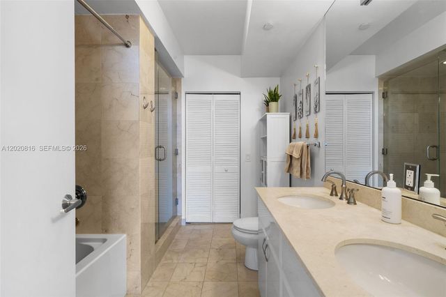 6365 Collins Ave 1909, Miami Beach, FL 33141