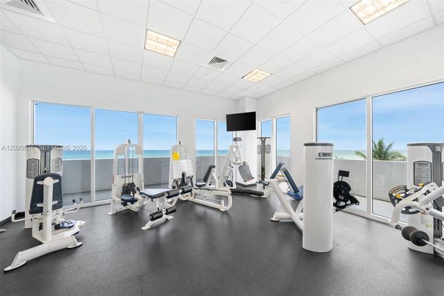 6365 Collins Ave 1909, Miami Beach, FL 33141
