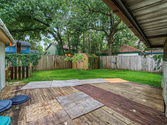 11711 Hillbrook Drive, Houston, TX 77070