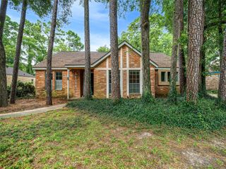 11711 Hillbrook Drive, Houston, TX 77070