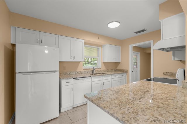 9228 N Greco Terrace, Dunnellon, FL 34434