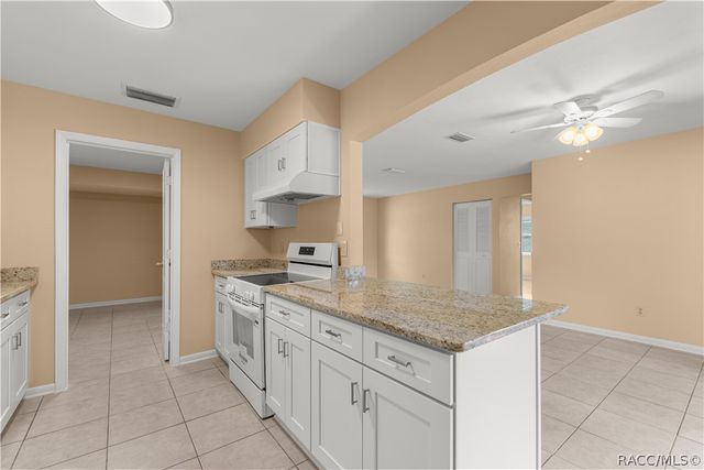 9228 N Greco Terrace, Dunnellon, FL 34434